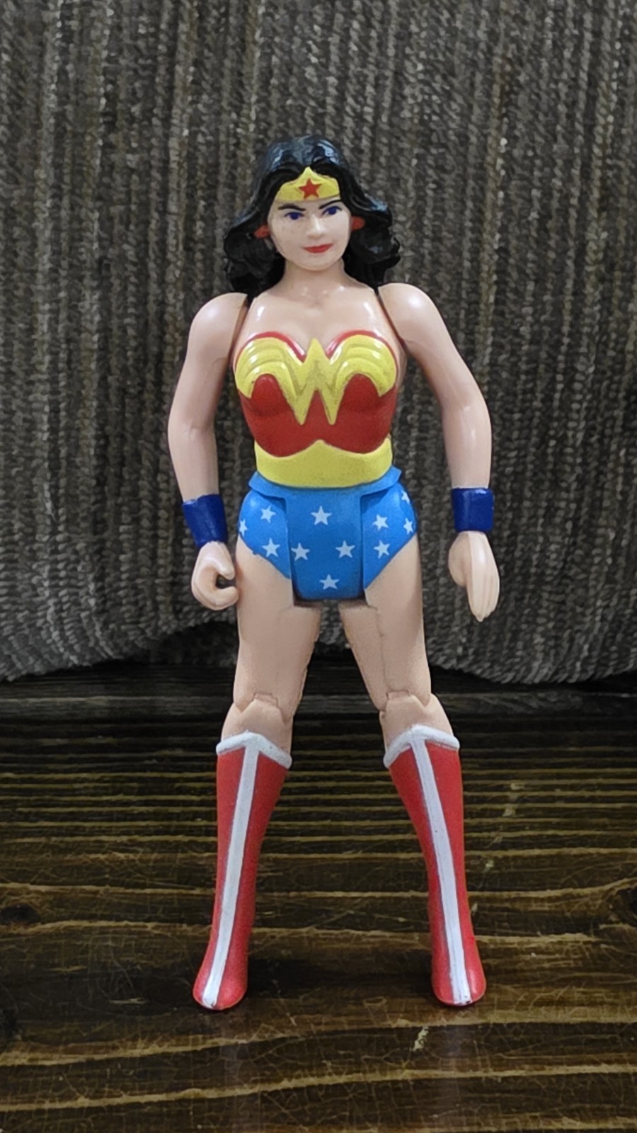 KENNER SUPER POWERS 1984 WONDER WOMAN FIGURE🌟