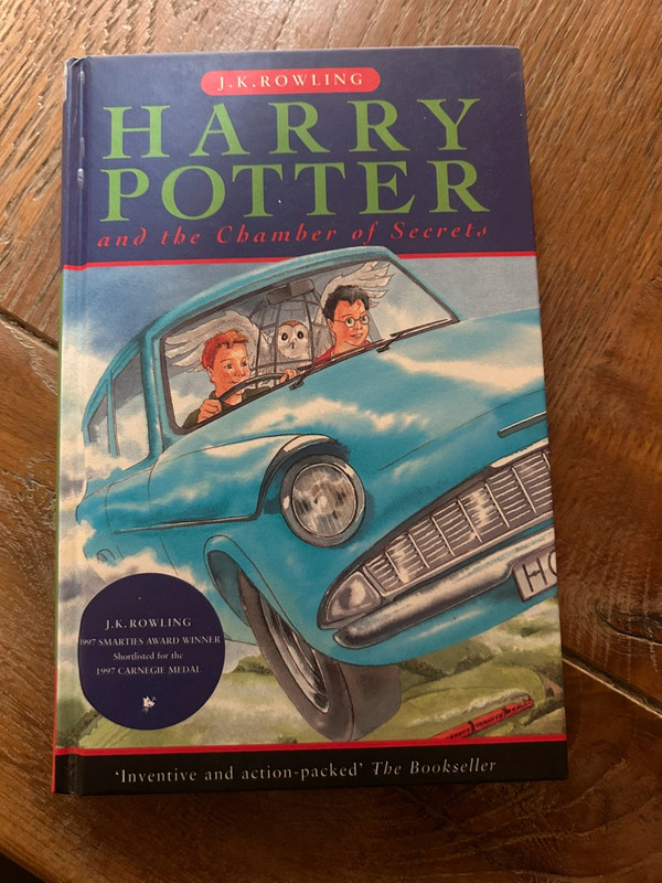 Harry Potter and the Chamber of Secrets (hardcover)