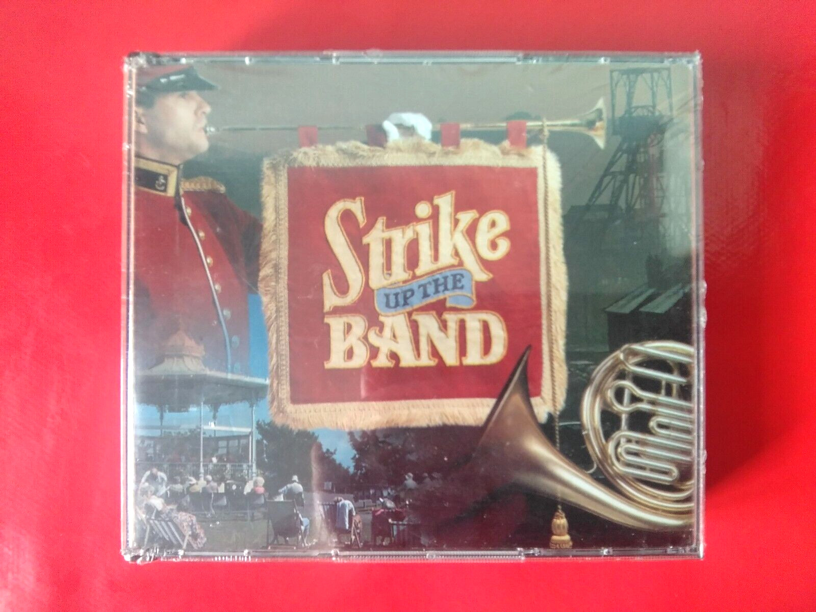 STRIKE UP THE BAND - 6 CD - READER'S DIGEST - 1995 - NEW & SEALED - TRACKED POST