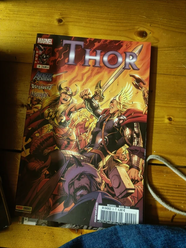 Thor Panini n°9 - Panini - mars 2013