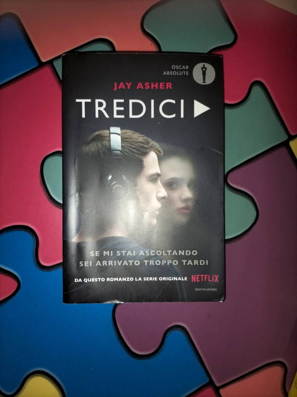 Libro Tredici. Jay Asher. Romanzo.