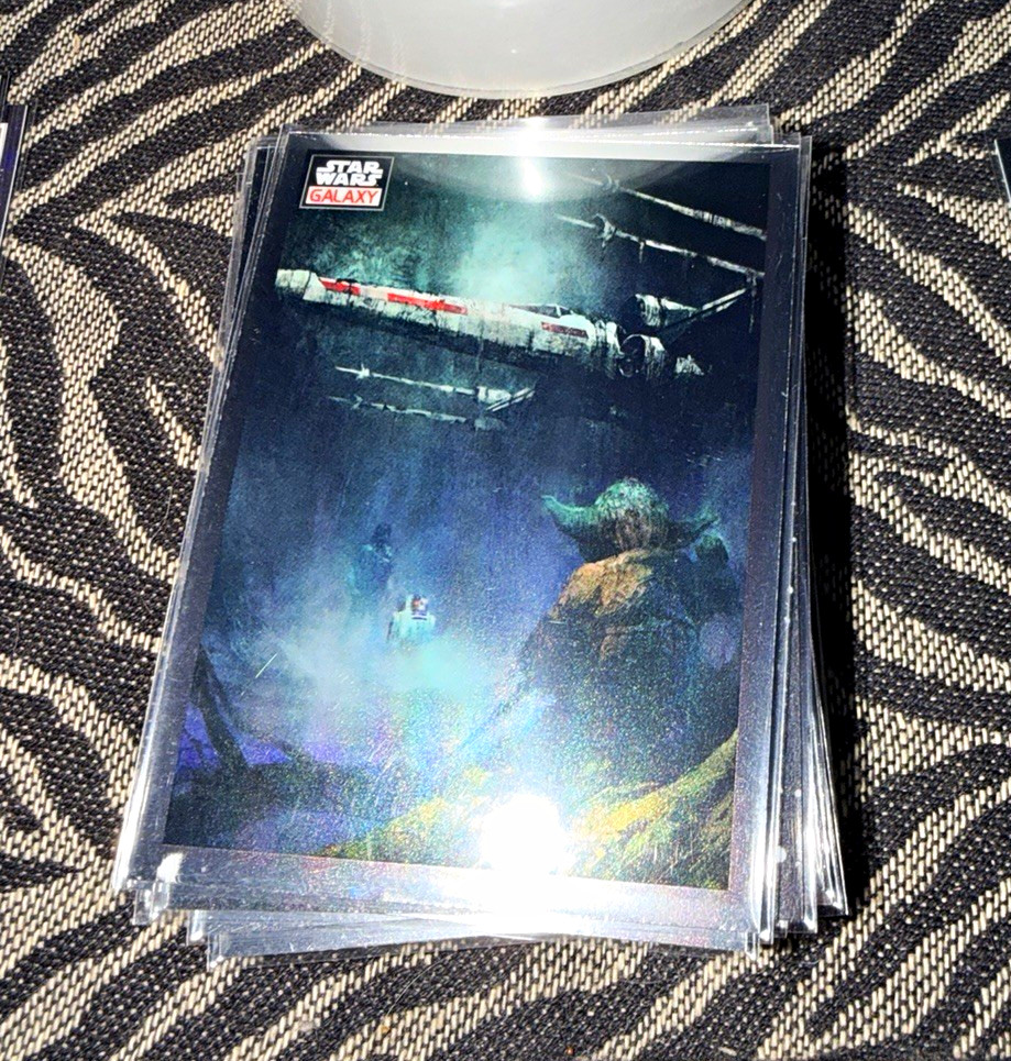Topps Star Wars Galaxy Do. O no. Carta Luke Skywalker Yoda #77 2018