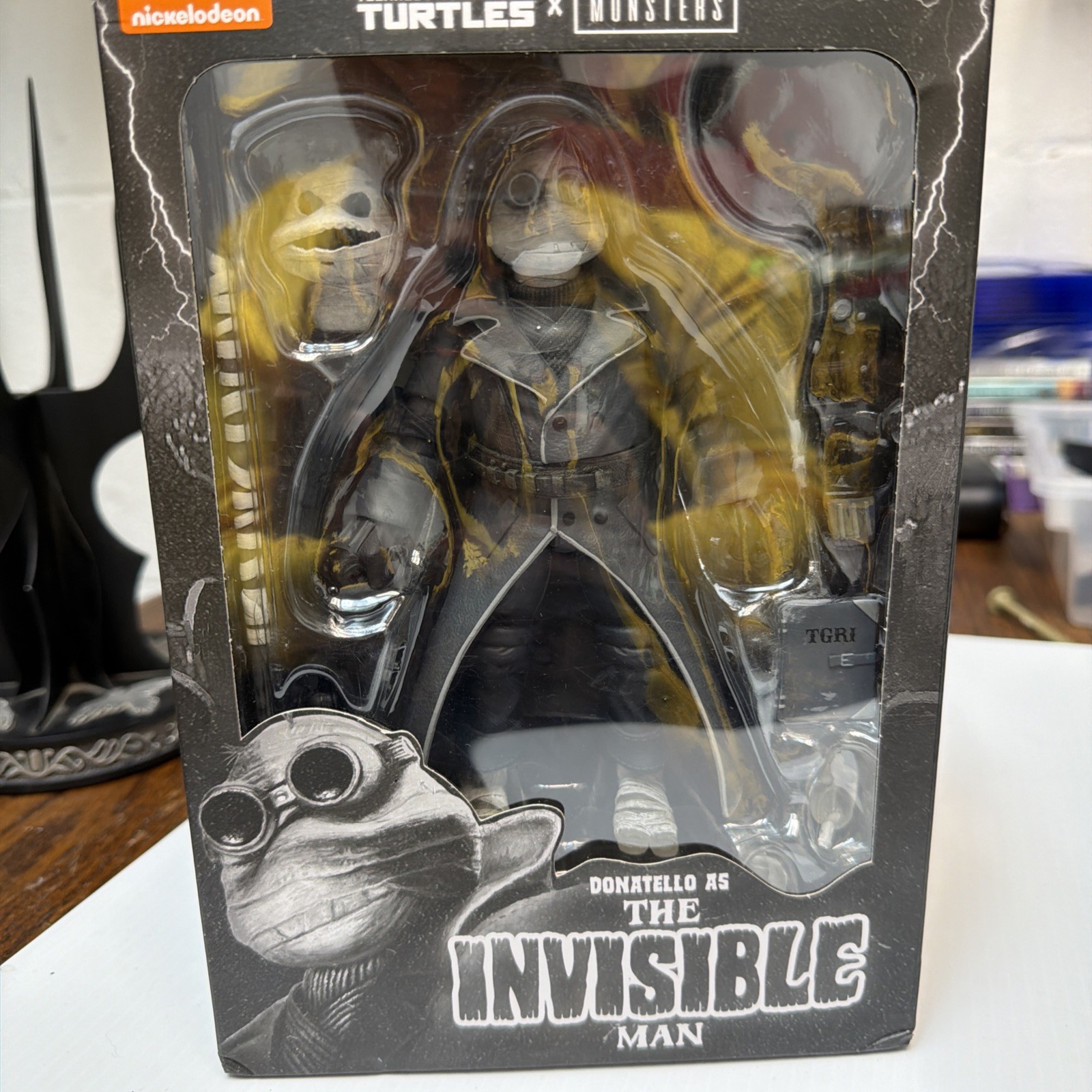 NECA TMNT x Universal Monsters Donatello As The Invisible Man B&W
