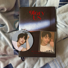 sf9 9loryus cd album package w/ photocard & round badge pin