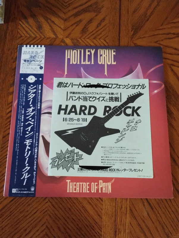 Mötley Crue " Theatre of Pain"