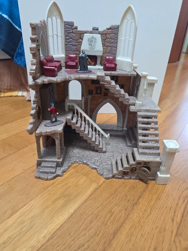 Playset Harry Potter Torre di Grifondoro Jada Toys - Nano Scene + Minifigure
