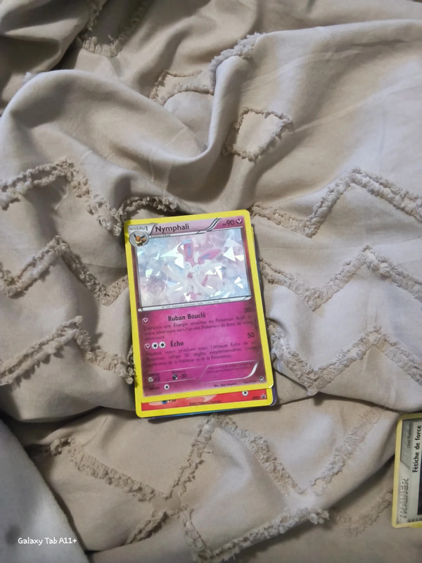 Pokemon Sylveon / Nymphali - Eeveelution Rare