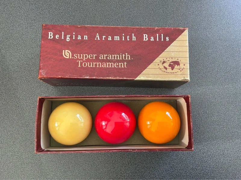 Super Aramith Tournement Biljartballen