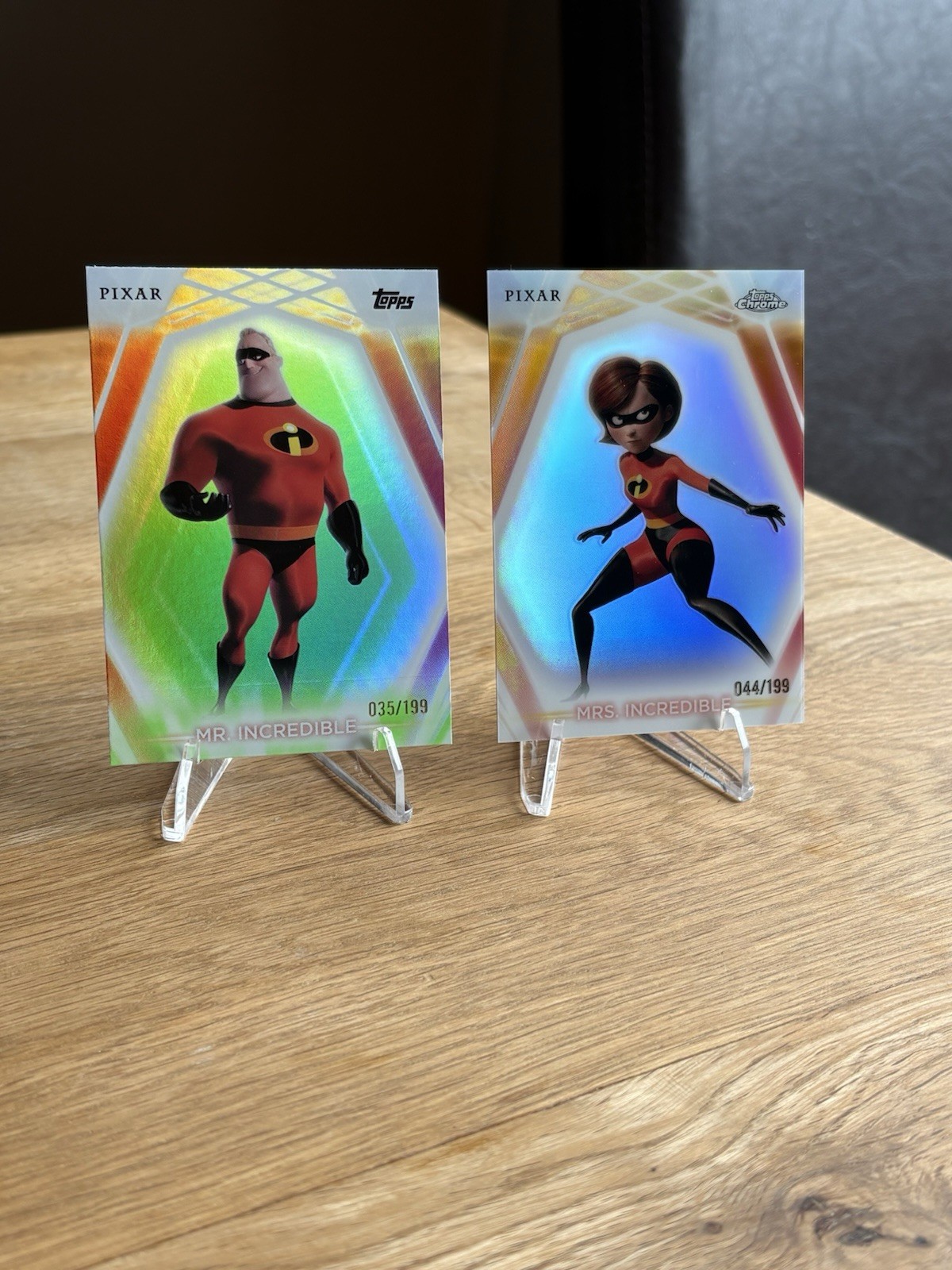 2026 Topps Disney Neon Mr Incredible and Mrs Incredible /199 - Pixar