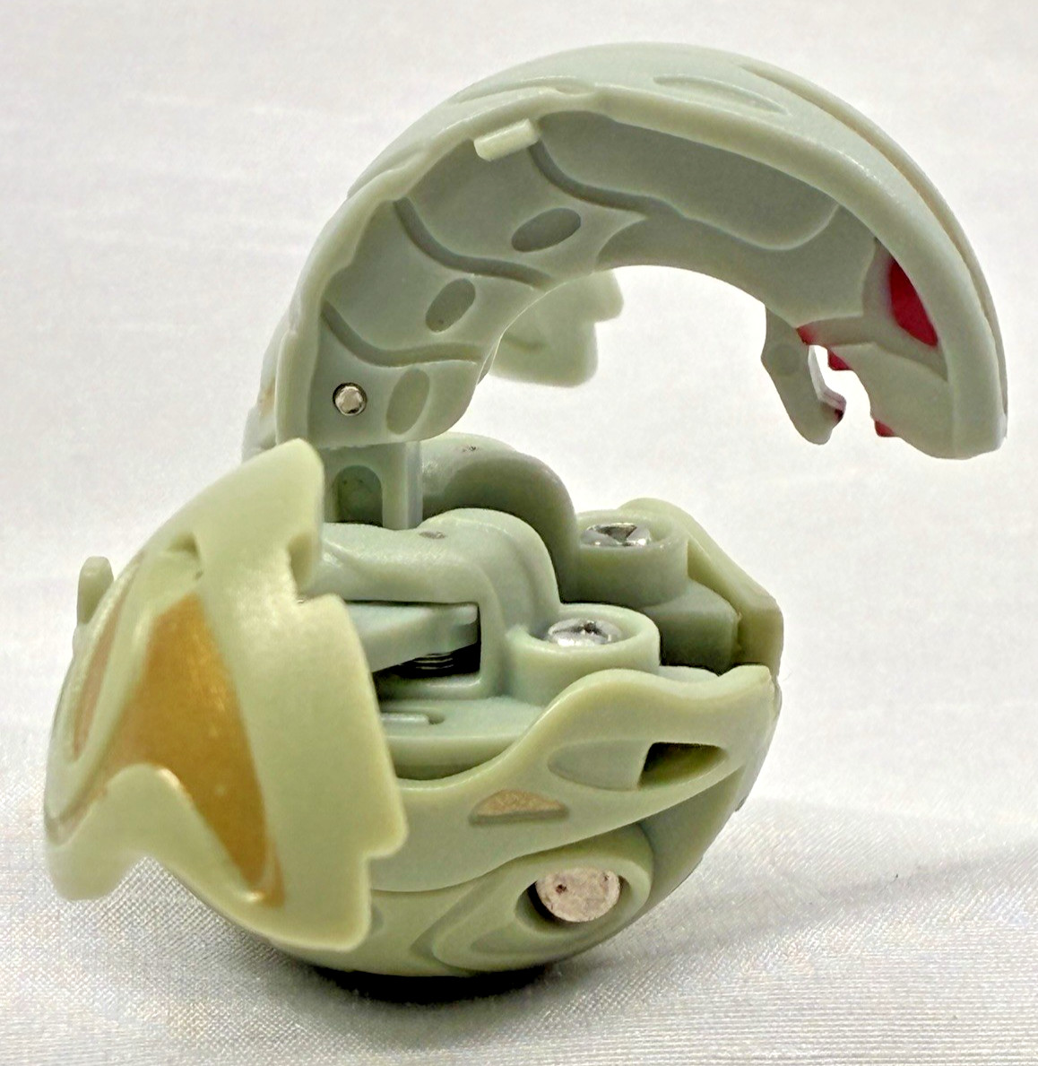 Bakugan Haos Serpenoide 370G Grigio Oro Originale Battle Brawlers