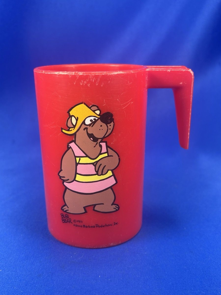 1971 •• Bubi Bear •• Hanna Barbera Cartoon Red Plastic Cup Mug 4.25 Inch