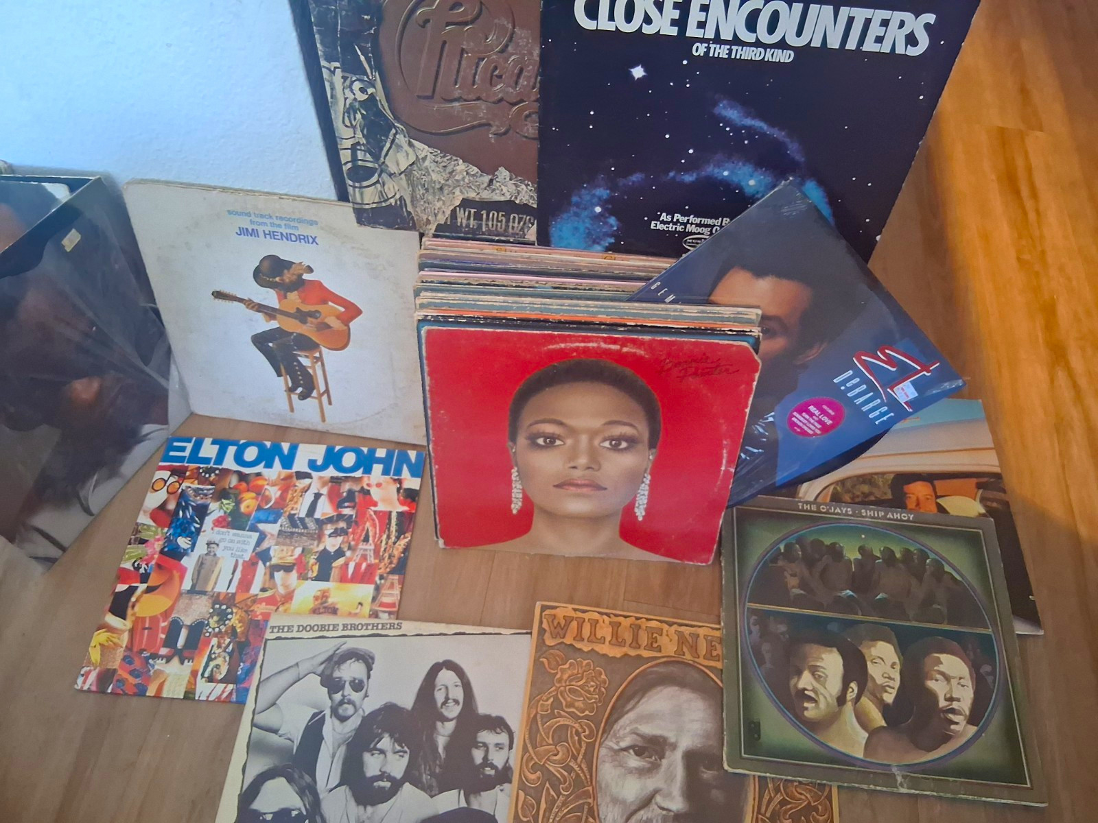 Record Lot Bundle of 60 LPs Jimi Hendrix Elton John Willie Nelson OJays Etc