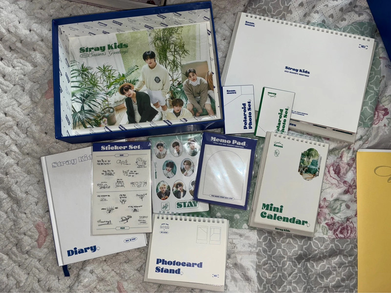Stray kids seasons greetings 2022 wie neu