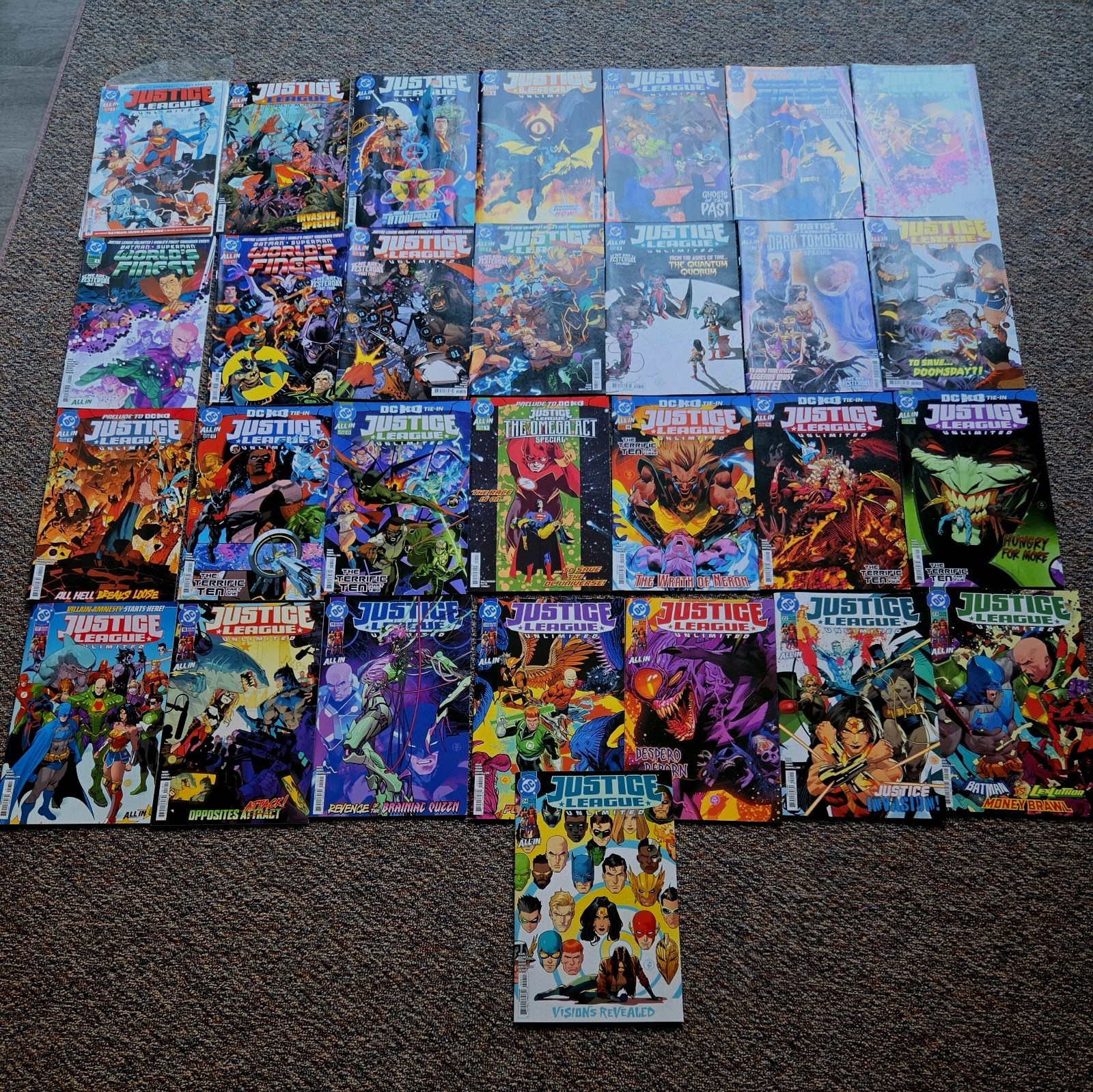 Justice League Unlimited 1 - 24 + Specials + Worlds finest tie-ins Lot of 29