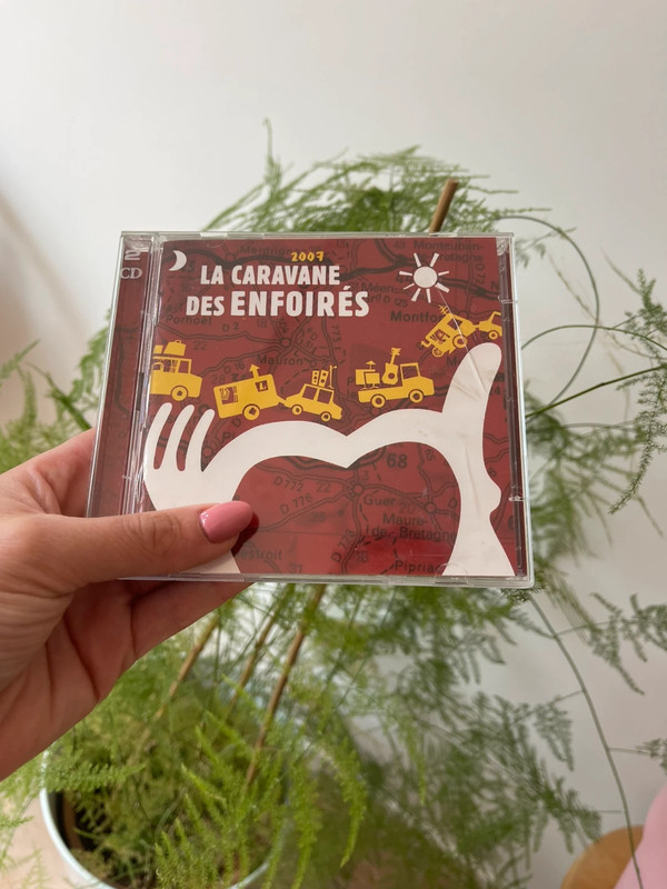 🎶 CD – Les Enfoirés – La Caravane des Enfoirés – 2007 – 2 CD 🎶