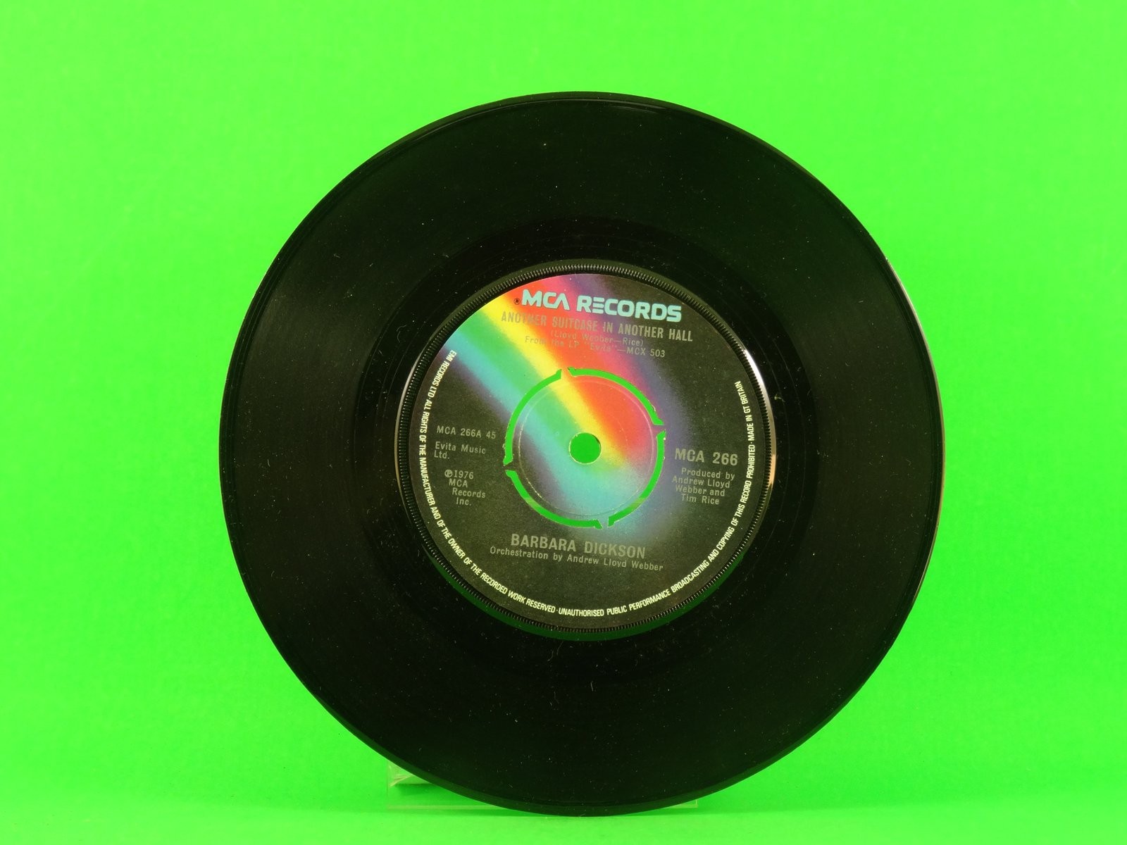DICKSON,BARBARA ANOTHER SUITCASE IN ANOTHER HALL (plain sleeve) (2) (137) 7" MCA