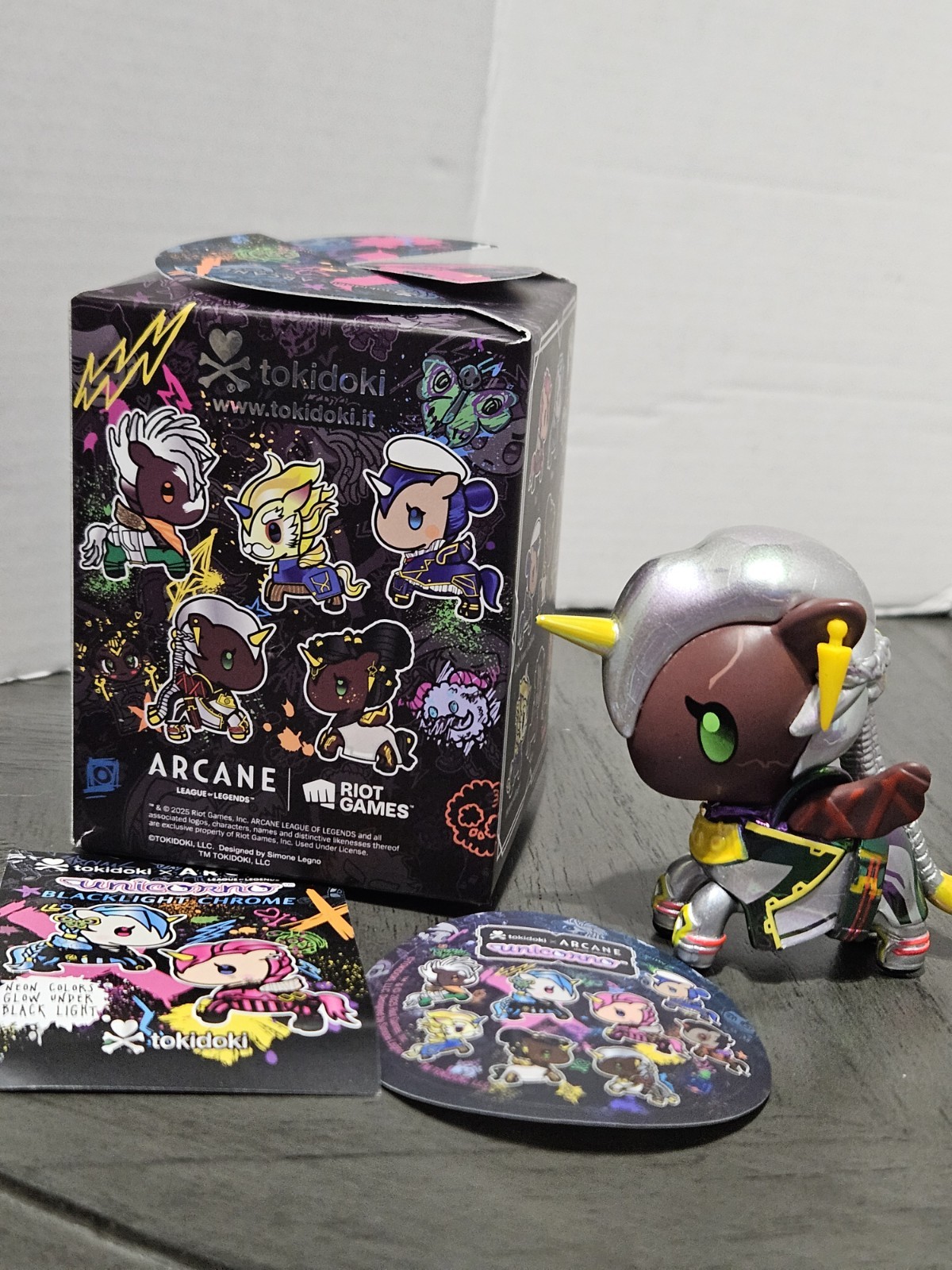  Warrior Ambessa Tokidoki x Arcane Black Light Chrome Unicorno 