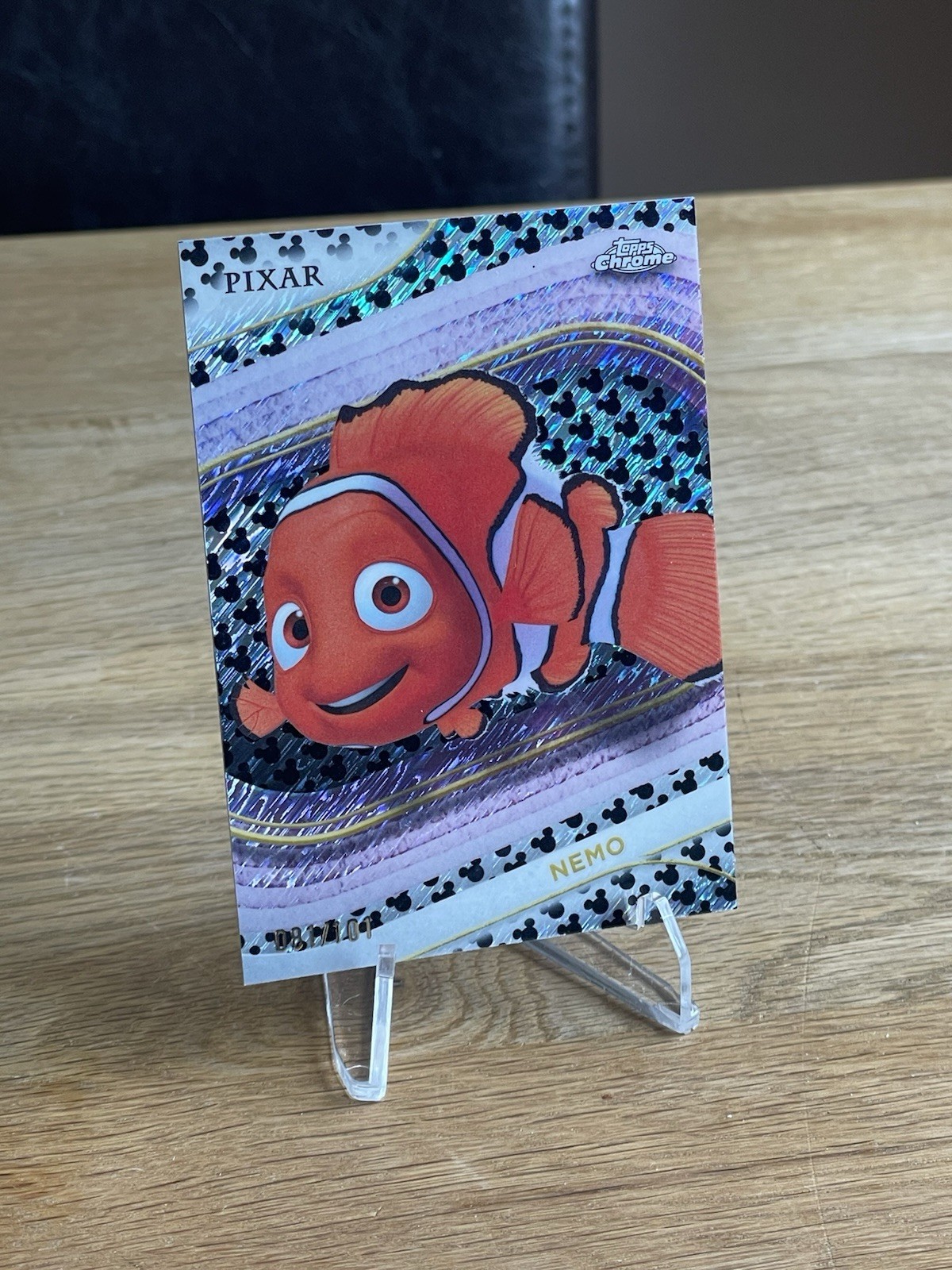 2025 Topps Disney Chrome Nemo /101: Black And White Shimmer Refractor