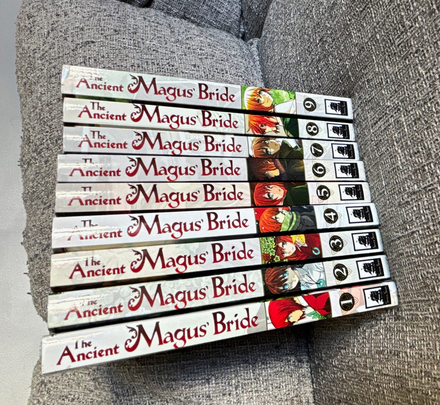 Lotto set The Ancient Magus' Bride Manga Vol 1-9 di Kore Yamazaki Seven Seas