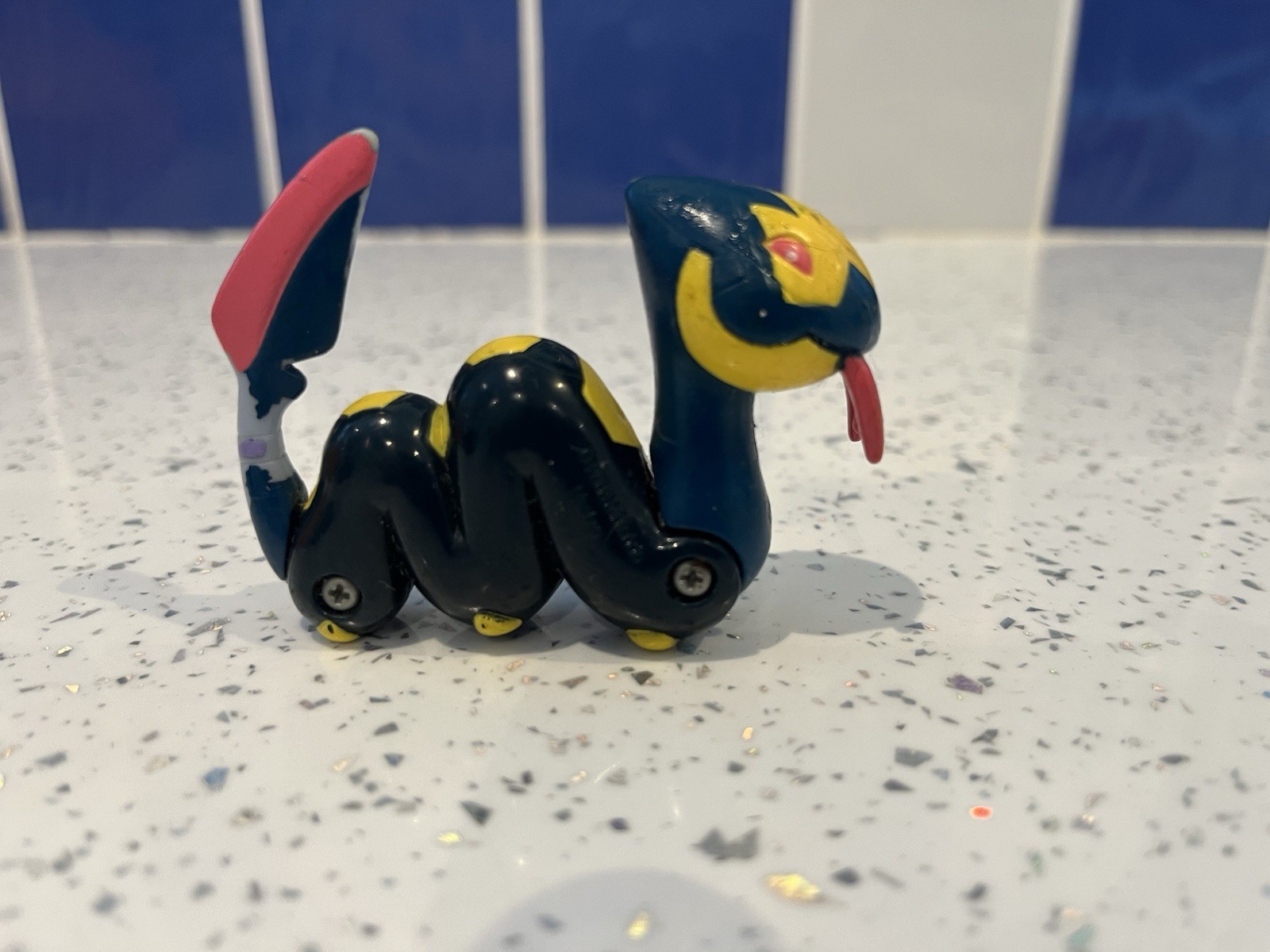 Pokemon Seaviper Hasbro Mini Action Figure 2003 Nintendo Rare Toy Snake