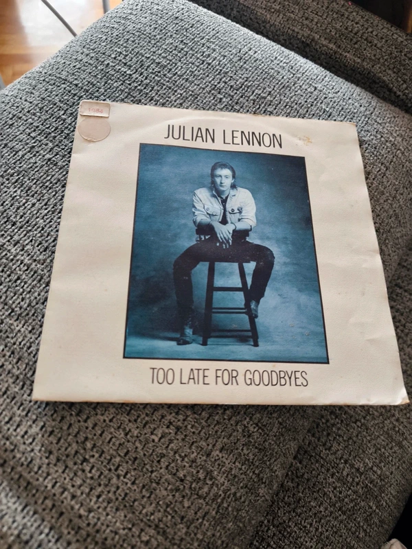 Single Julian Lennon