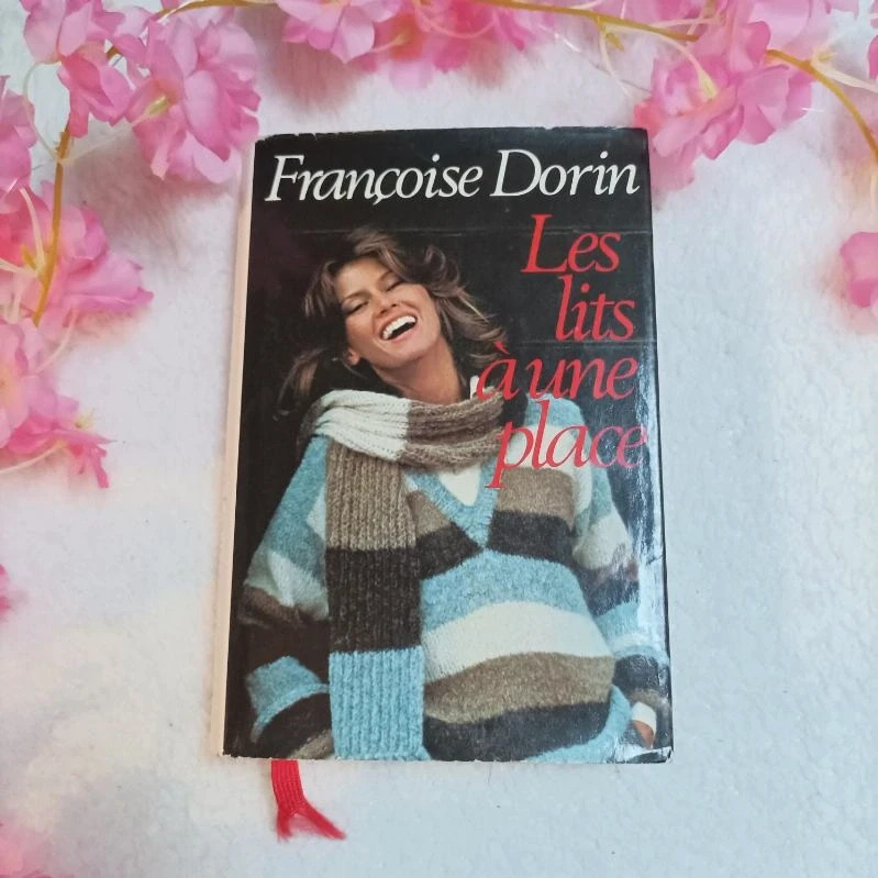 Livre Les lits à une place de Françoise Dorin