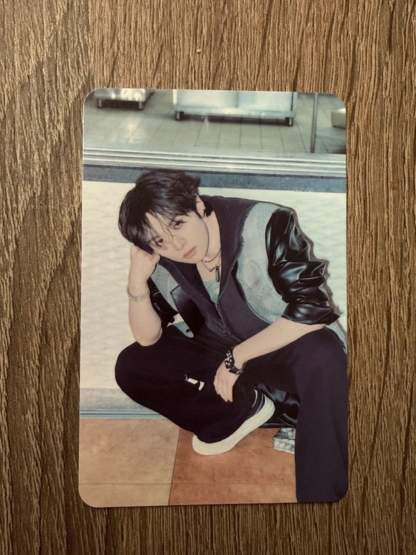 Lee Know Stray Kids This & That photocard official