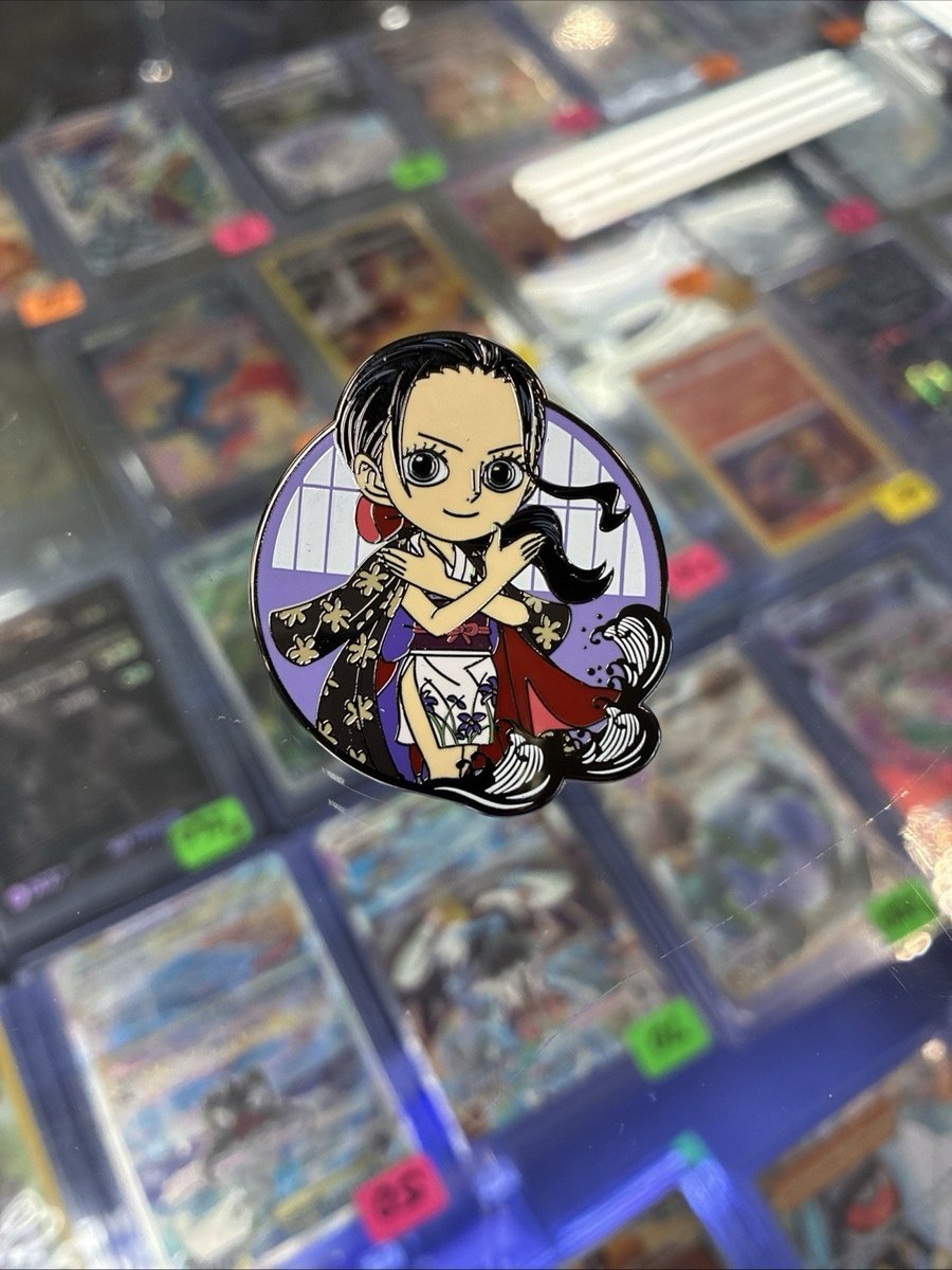 One Piece Nico Robin Mystery Pin Series 3 Figpin 2-Inch Locked Collectible Pin