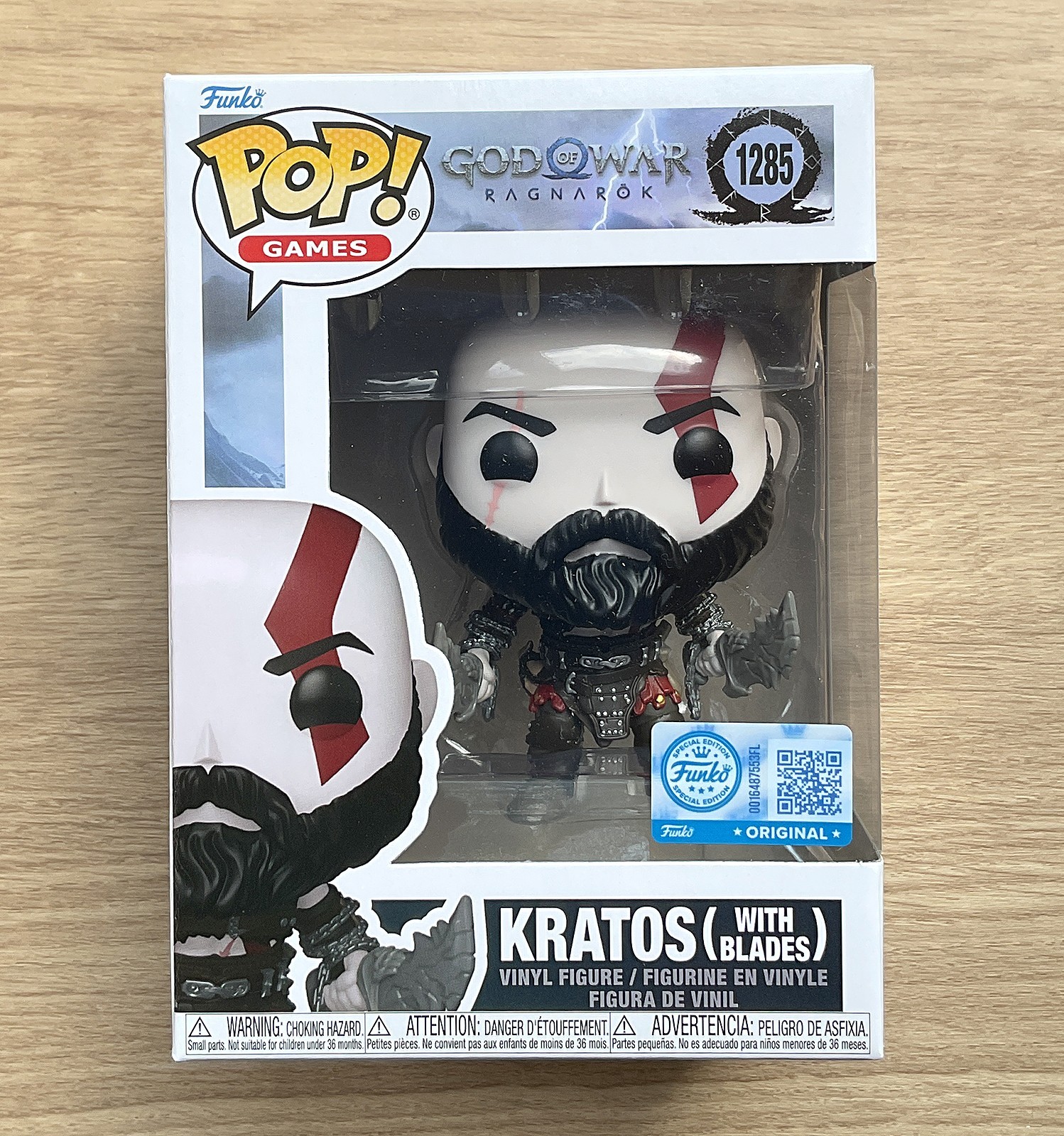 Funko Pop Games God Of War Ragnarok Kratos With Blades #1285 + Free Protector