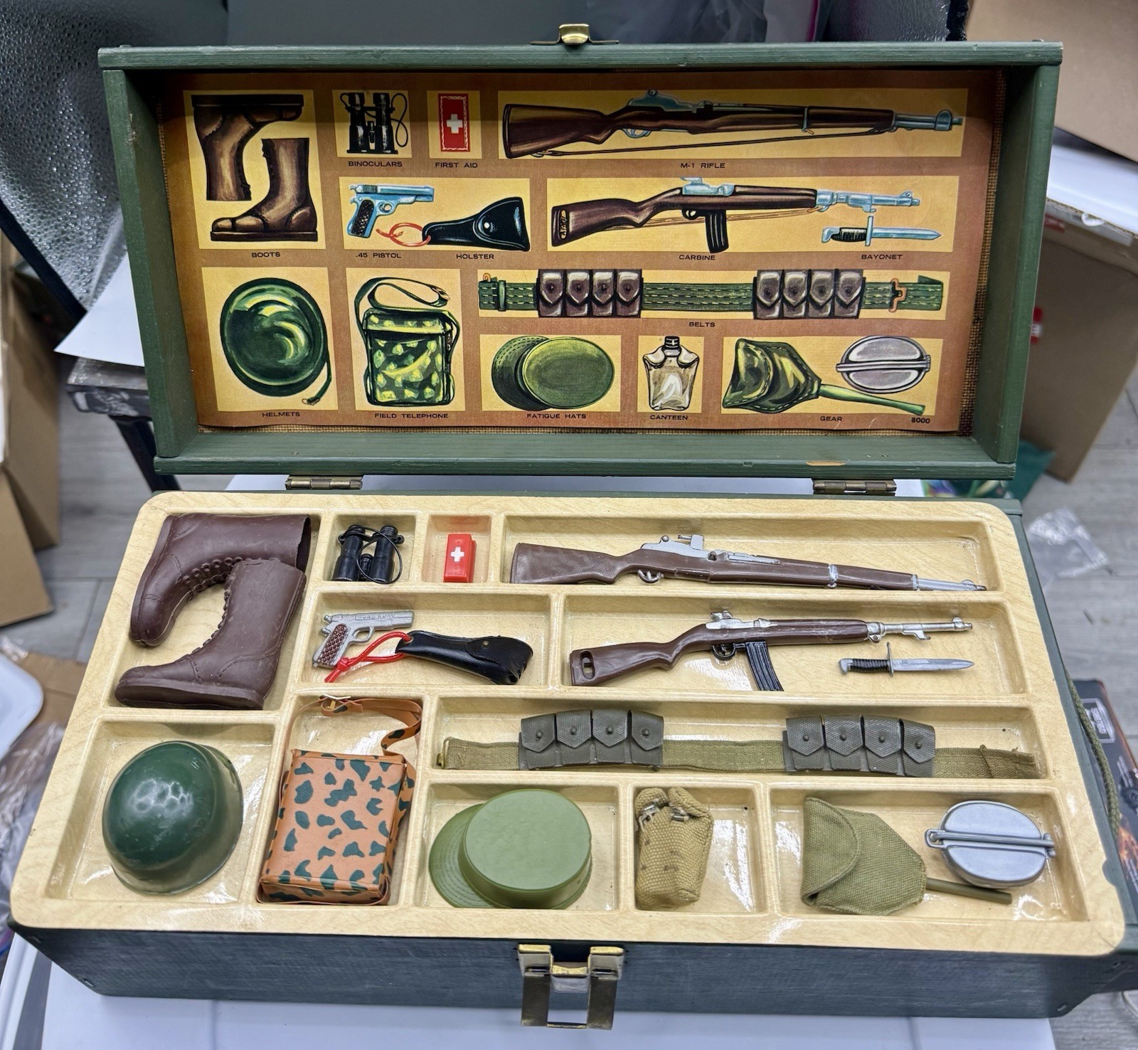 HASBRO VINTAGE GI JOE FOOTLOCKER 1964 A PIENO CARICO.