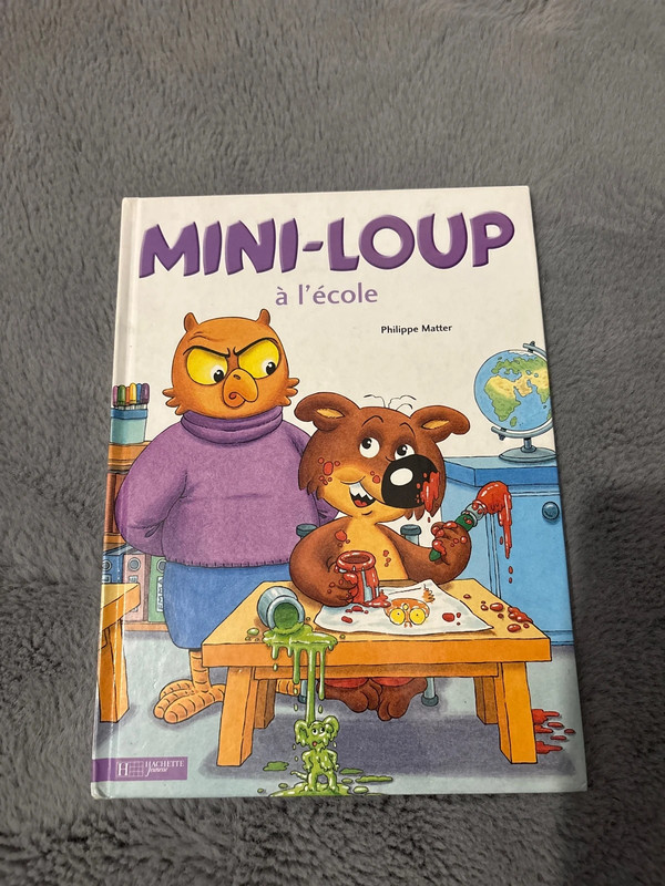 Bd mini-loup à l’école