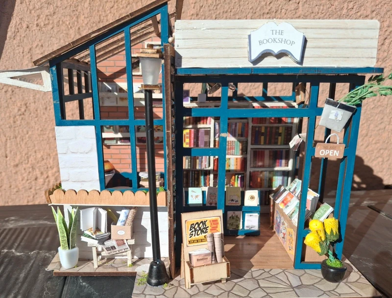 Colección Maquetas Miniatura Montadas (Dioramas DIY)