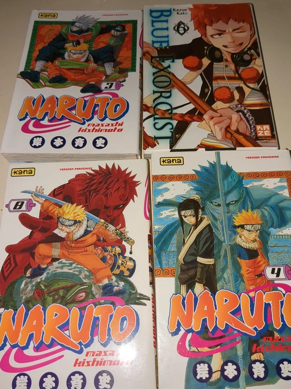 Lot de 4 livres manga