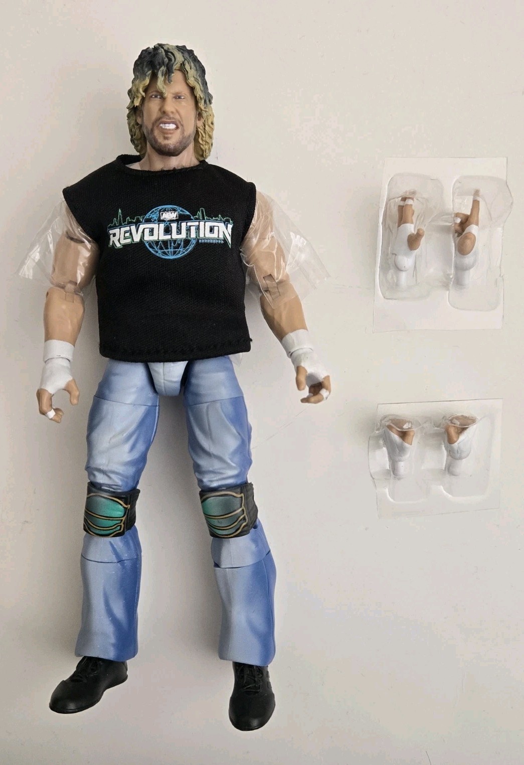 Loose AEW Archive 1 di 3000 Wrestling Kenny Omega figure scala 6"
