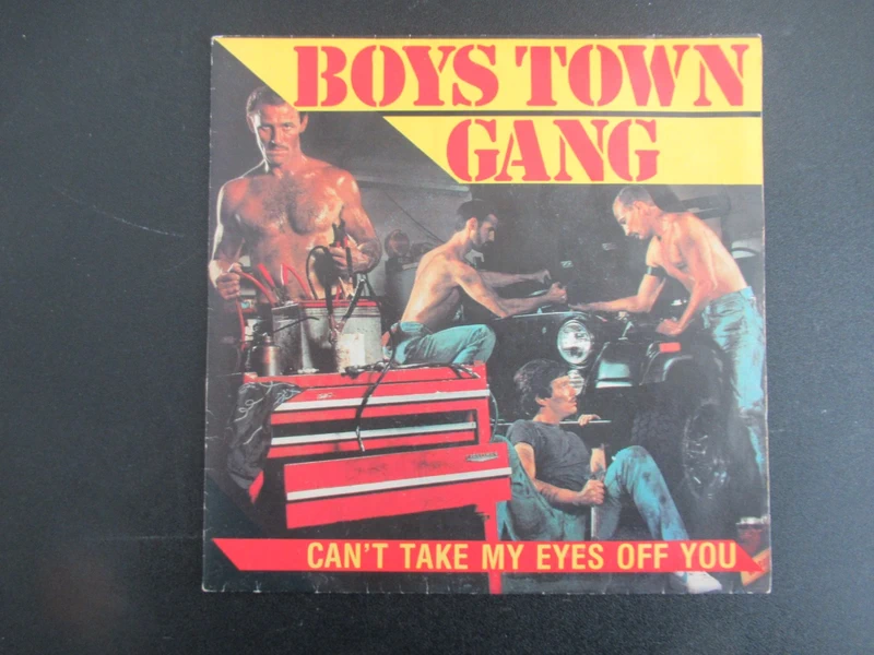 vinyle 45 tours Boys Town Gang en très bon état . (année 1982 )