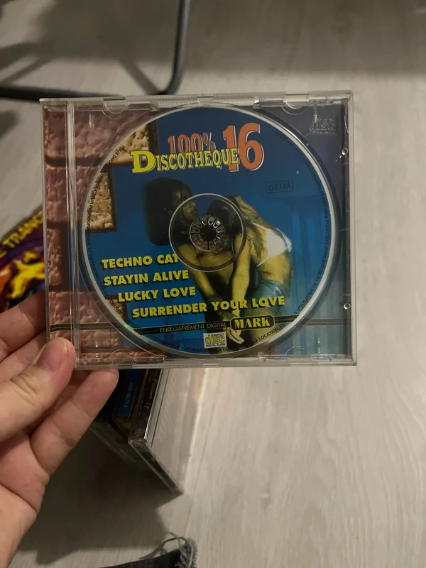 Album cd 100% discothèques 16