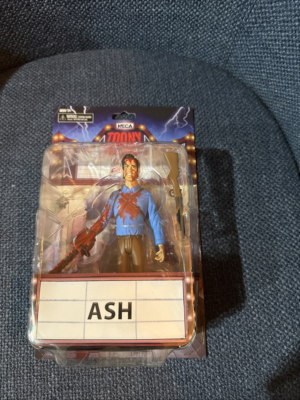 NECA TOONY TERRORS ASH (BLOODY) ACTION FIGURE NUOVO