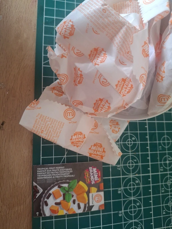 Mini brands