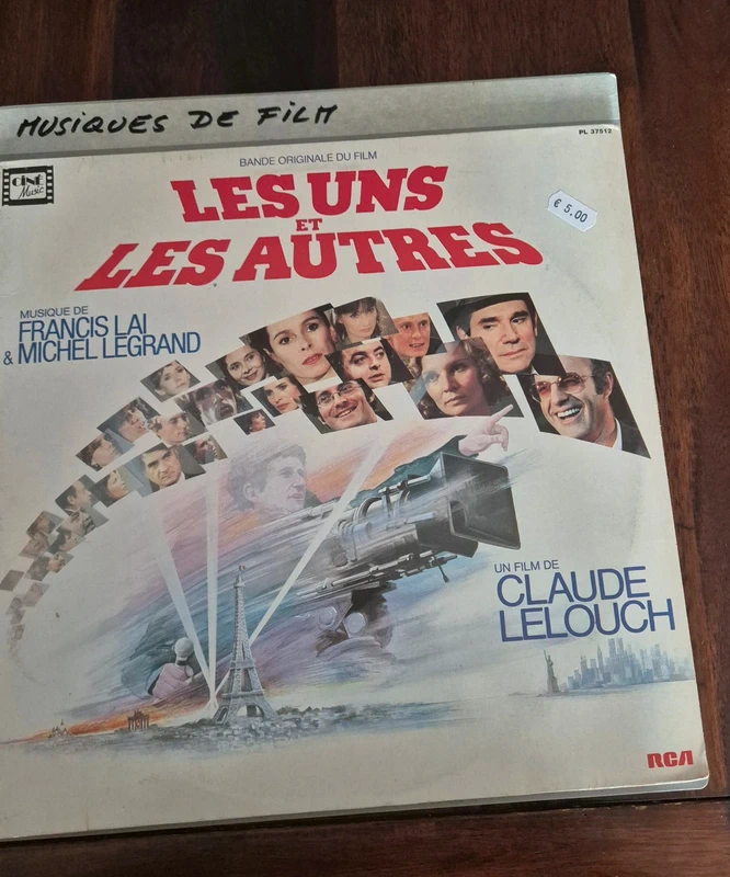 Vinyle Les uns et les autres