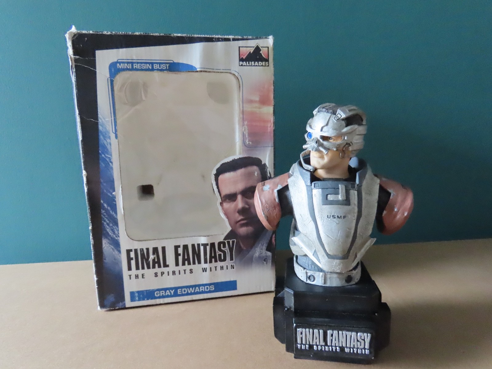 Final Fantasy Gray Edwards Mini Bust Statue by Palisades, Video Game Memorabilia