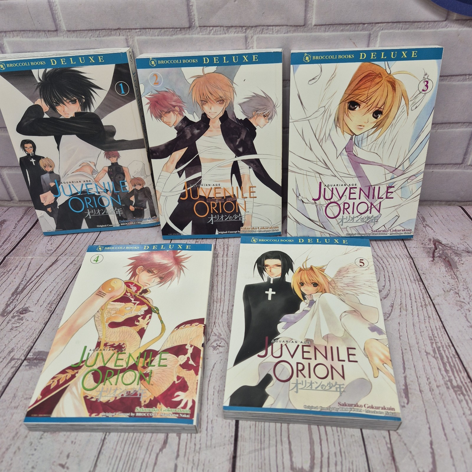 Juvenile Orion Set 1-5 Manga Inglese Broccoli Libri Deluxe~Sakurako Gokurakuin