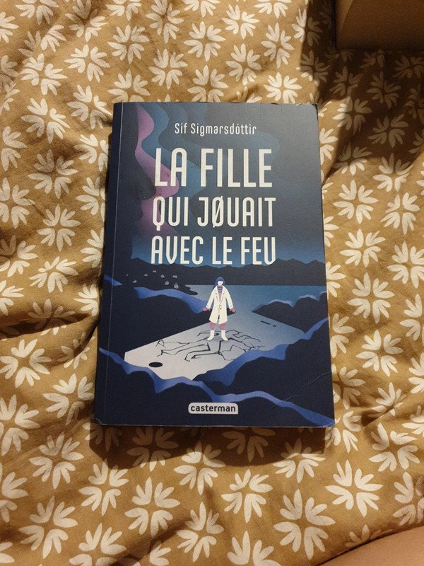La fille qui jouait avec le feu