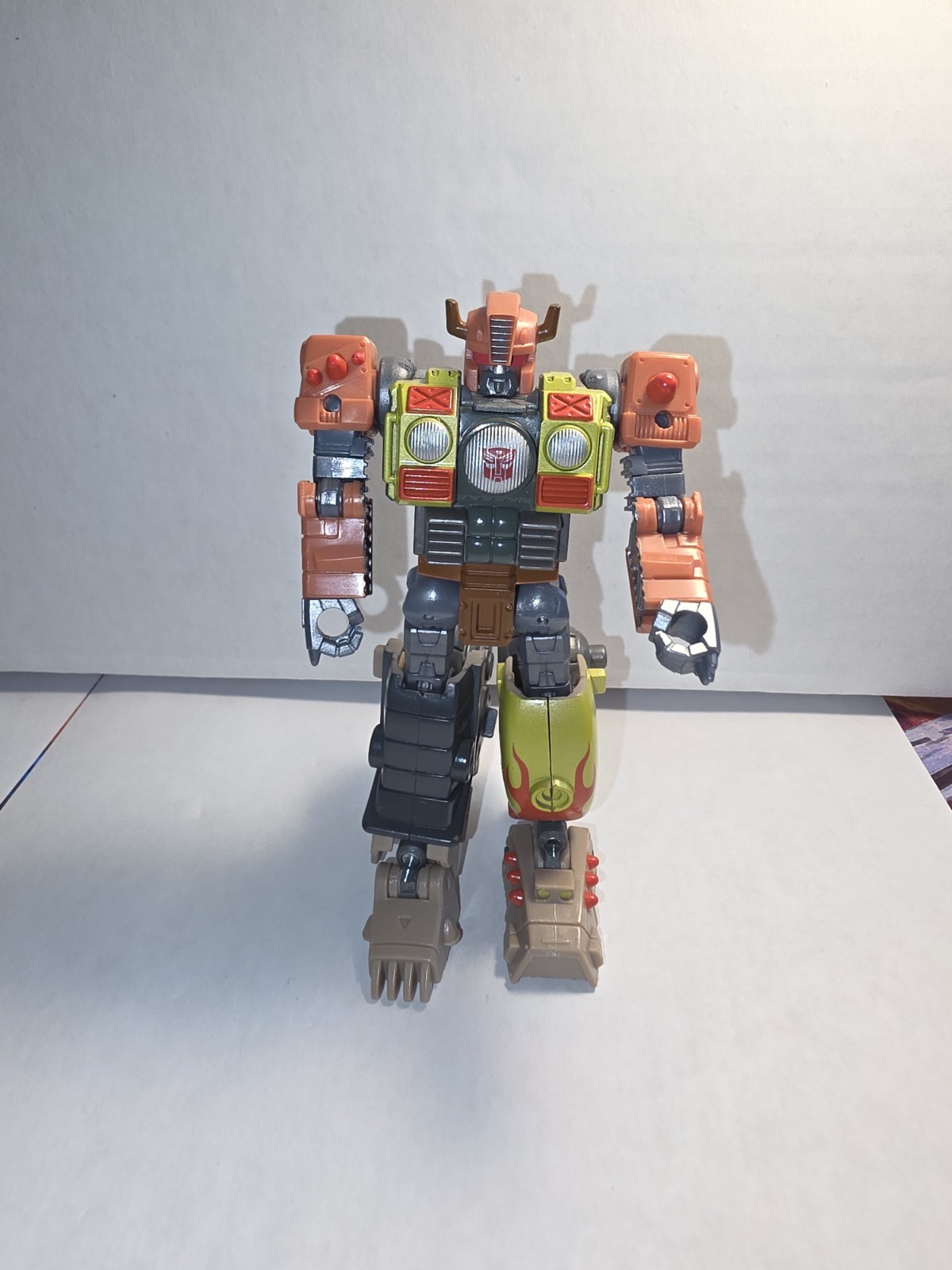Transformers Legacy Evolution Deluxe solo personaggio Crashbar