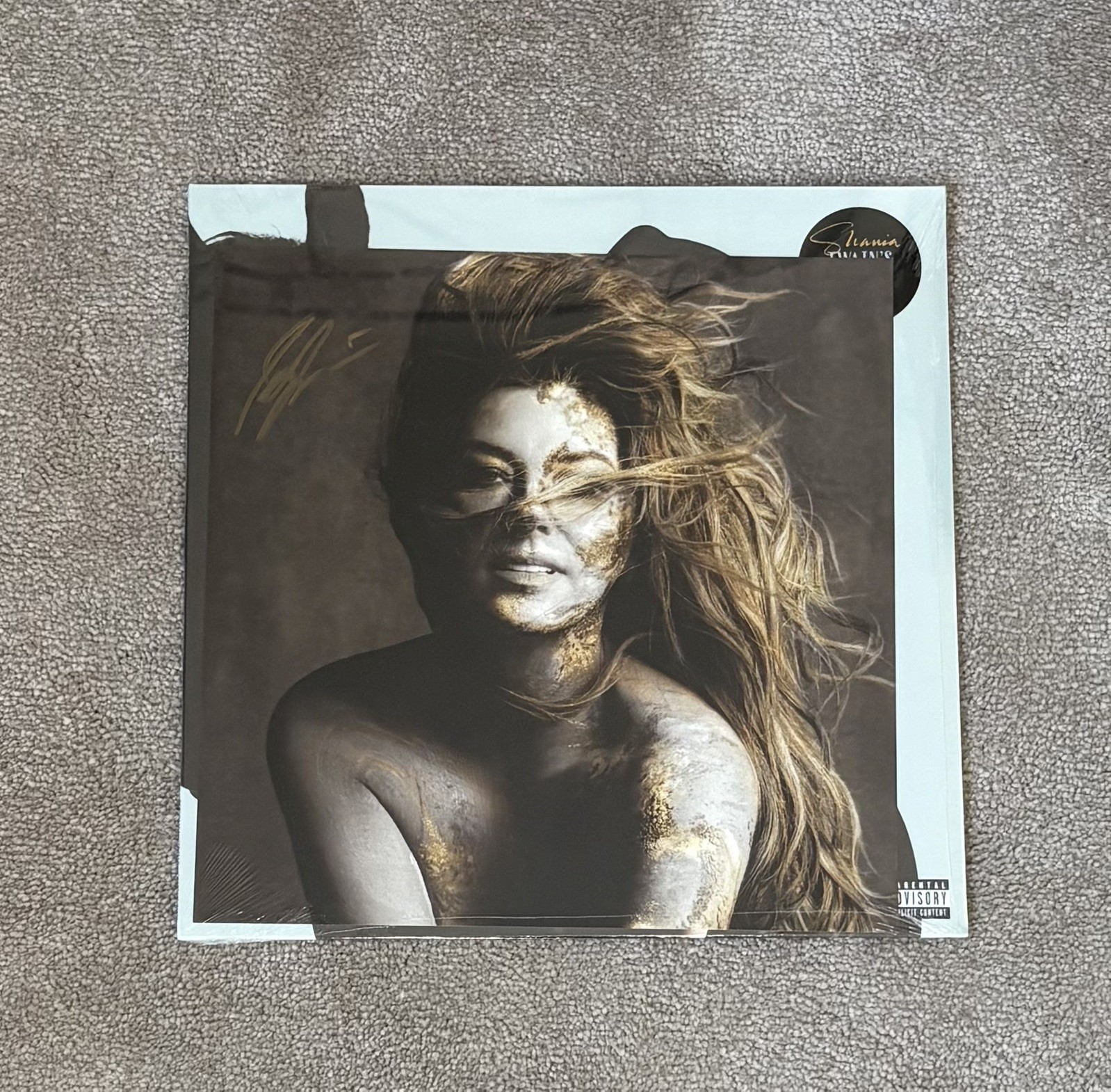 Shania Twain - Queen Of Me 12” Vinyl with Exclusive Limited Edition Signed Print