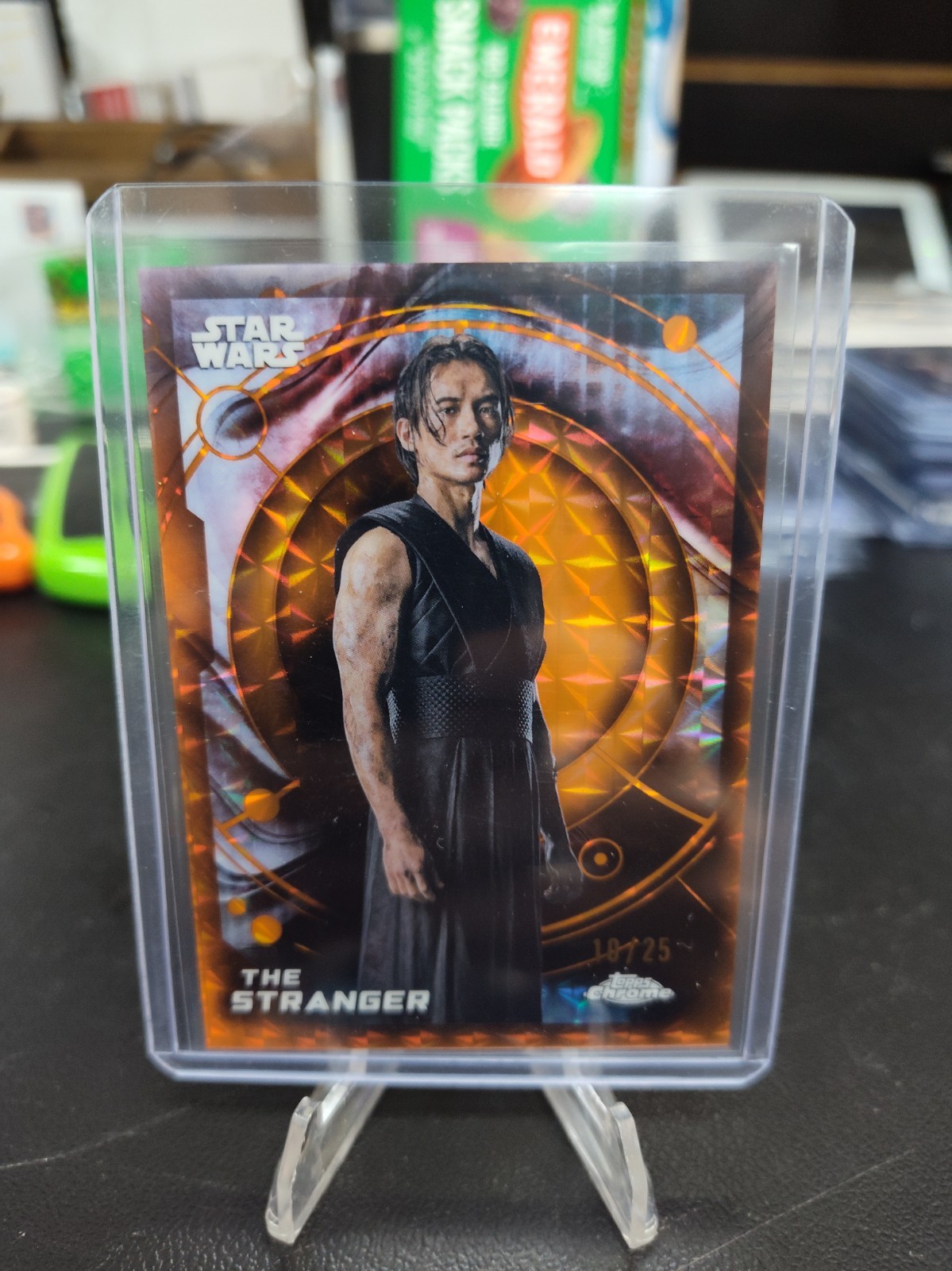 2026 Topps Chrome Star Wars The Stranger Geometric Orange Refractor /25