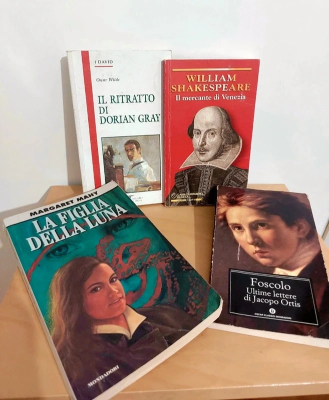 Set 4 libri