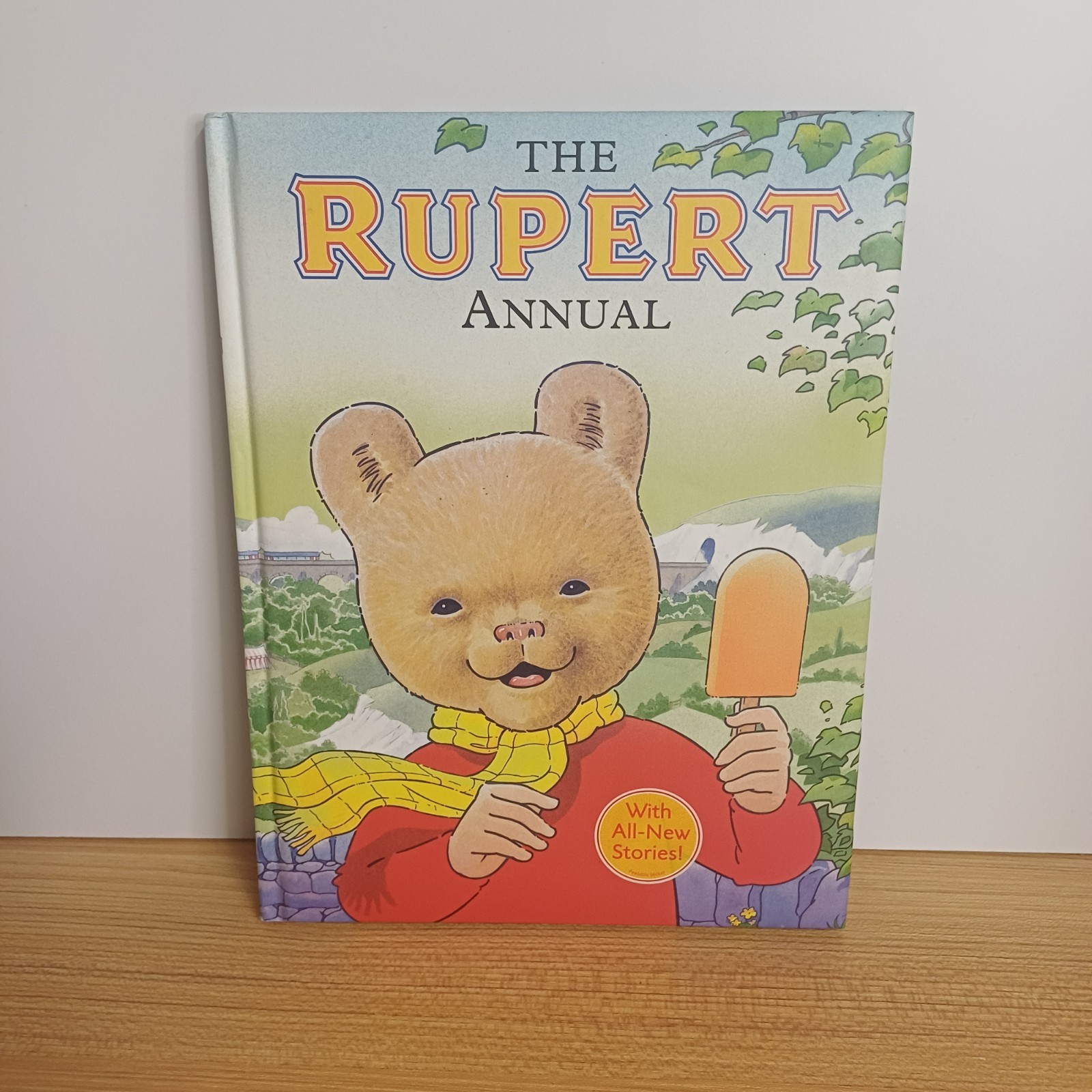 The Rupert Annual No. 73 2009 Daily Express Padded Hardback Book Stuart Trotter