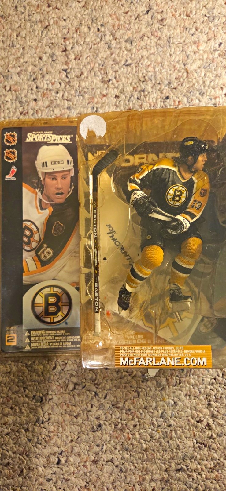 Modellino McFarlane Toys SportsPicks NHL Joe Thornton Boston Bruins con bastone