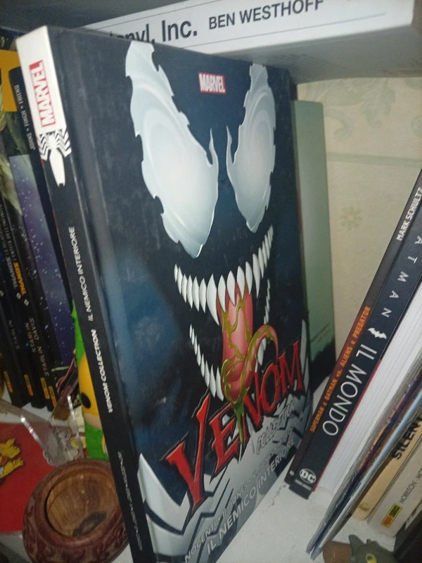 Venom il nemico interiore panini comics Venom collection