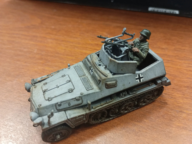 SDKFZ 251-4 AA Warlord Games